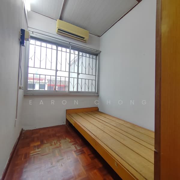 Rumah Teres 1 Tingkat untuk Disewa di Cheras (Kuala Lumpur) - Earon Chong - Bedroom - PropertyGuru.com.my