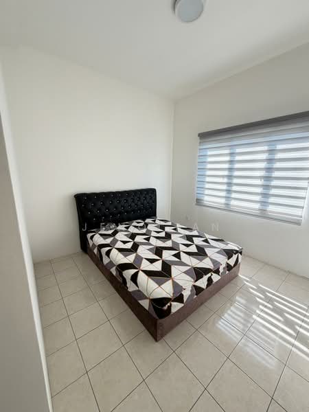 Pangsapuri untuk Disewa di SP Lodge Sri Pertiwi - Jeno Tan - Bedroom - PropertyGuru.com.my