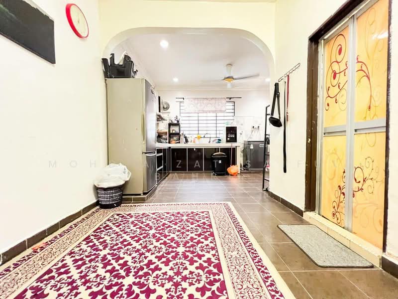 2-storey Terraced House for Sale in TTDI Jaya (Shah Alam) - Mohd Aizat Saiful Bahri - Kitchen - PropertyGuru.com.my