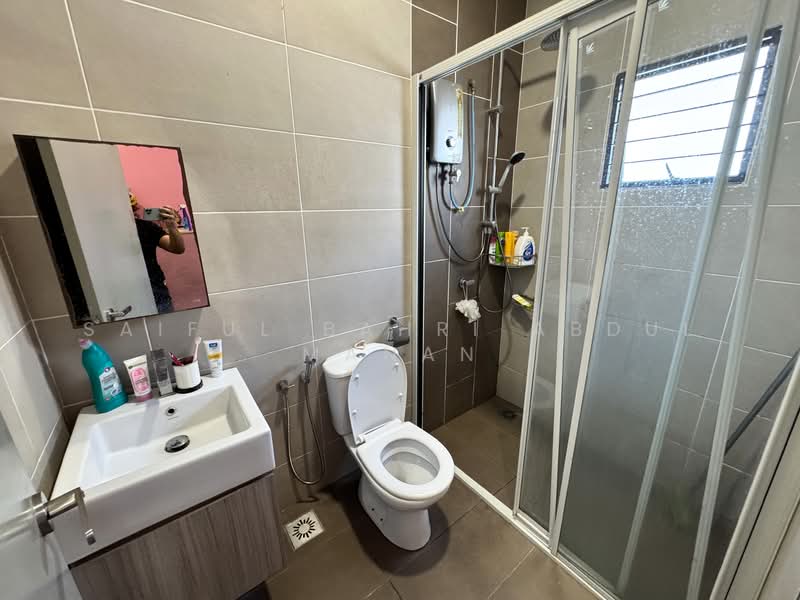 Rumah Teres 2 Tingkat untuk Dijual di Sepang (Selangor) - Saiful Bahri Abdul Manan - Bathroom - PropertyGuru.com.my