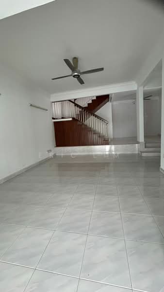 Rumah Teres 2 Tingkat untuk Disewa di Damansara Jaya (Petaling Jaya) - Eric Lim - Living Room - PropertyGuru.com.my