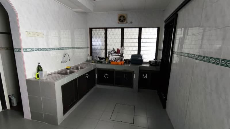 Rumah Teres 2 Tingkat untuk Disewa di Damansara Jaya (Petaling Jaya) - Eric Lim - Kitchen - PropertyGuru.com.my