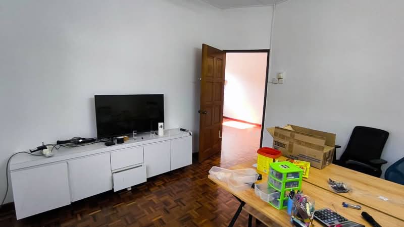 Rumah Teres 2 Tingkat untuk Disewa di Damansara Jaya (Petaling Jaya) - Eric Lim - Living Room - PropertyGuru.com.my