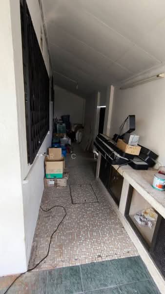 Rumah Teres 2 Tingkat untuk Disewa di Damansara Jaya (Petaling Jaya) - Eric Lim - Corridor - PropertyGuru.com.my