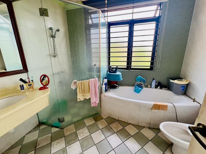 Semi-Detached House for Sale in Alam Damai (Cheras) - Shiqin Saidin - Bathroom - PropertyGuru.com.my