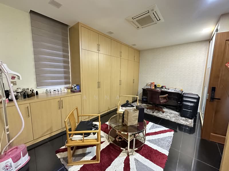 Rumah Banglo untuk Dijual di Batu 9 (Cheras) - Anna H - Study - PropertyGuru.com.my