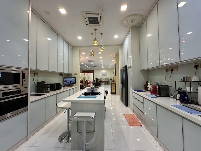 Rumah Banglo untuk Dijual di Batu 9 (Cheras) - Anna H - Kitchen - PropertyGuru.com.my