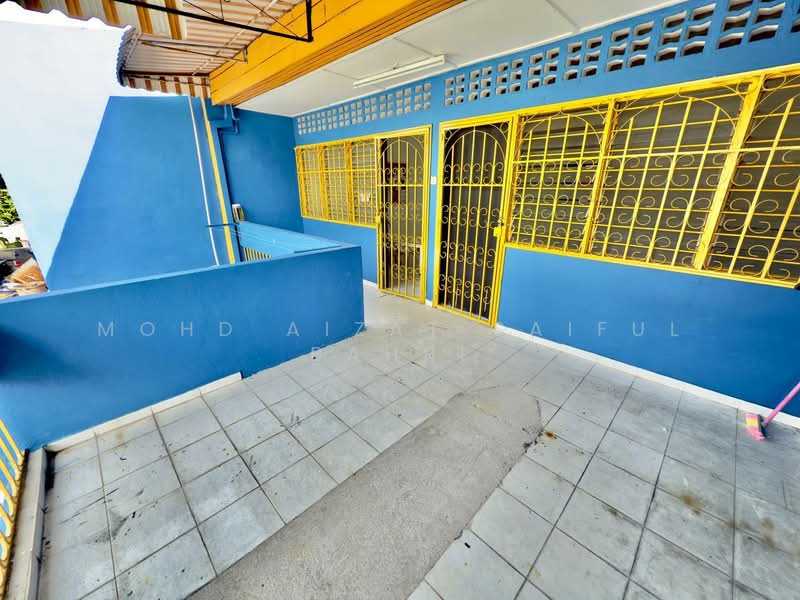 Rumah Teres 2 Tingkat untuk Dijual di Taman Maluri (Cheras) - Mohd Aizat Saiful Bahri - Exterior - PropertyGuru.com.my
