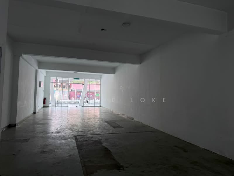 Shop / Office for Rent in Alam Damai (Cheras) - Elaine Loke - Entrance - PropertyGuru.com.my