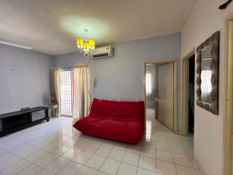 Apartment for Rent at Bayu Puteri - Jessie Lin - Living Room - PropertyGuru.com.my