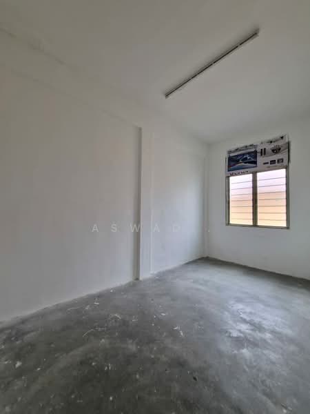 Rumah Bandar untuk Dijual di Taman Penaga Permai (Penaga) - Aswad . - Bedroom - PropertyGuru.com.my
