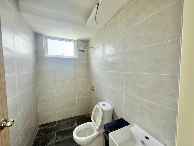 Kondominium untuk Dijual di QuayWest Residence - Rain Yu - Bathroom - PropertyGuru.com.my