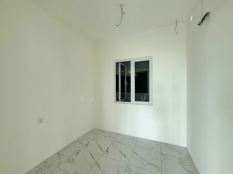 Kondominium untuk Dijual di QuayWest Residence - Rain Yu - Bedroom 3 - PropertyGuru.com.my