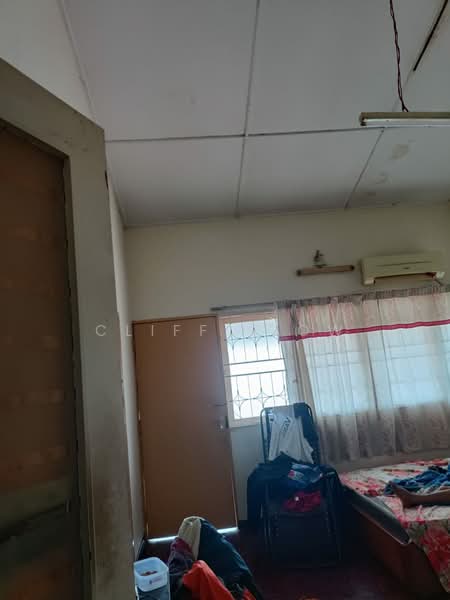 2-storey Terraced House for Sale in Taman Sri Reko (Kajang) - Cliff Siow - Bedroom - PropertyGuru.com.my