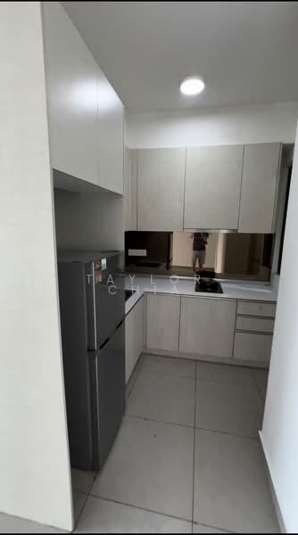 Servis Apartment untuk Dijual di D'sands Residence - Taylor Chia - Kitchen - PropertyGuru.com.my