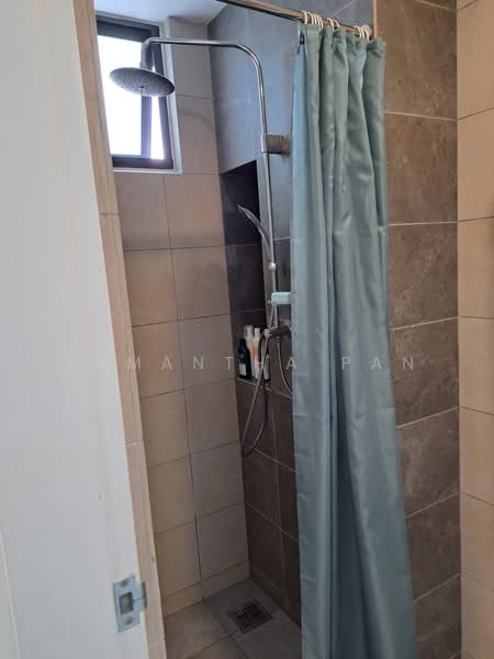 Service Residence for Sale at AraTre' Residences - Samantha Pan - Bathroom - PropertyGuru.com.my