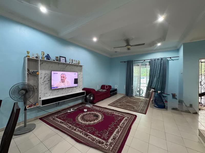 2-storey Terraced House for Sale in Taman Puncak Saujana (Kajang) - Ali Idris - Living Room - PropertyGuru.com.my