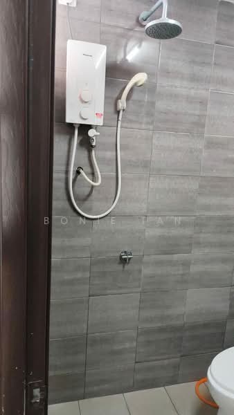Service Residence for Rent at Symphony Tower (Menara Simfoni) - Bonie Tan - Bathroom - PropertyGuru.com.my