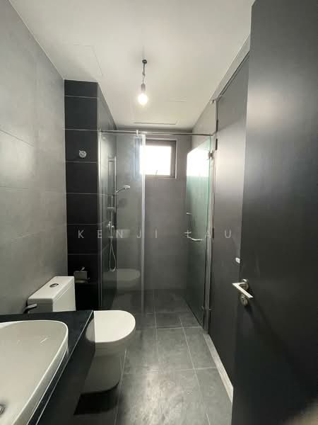 Servis Apartment untuk Disewa di Sunway Velocity TWO - Kenji Lau - Bathroom - PropertyGuru.com.my