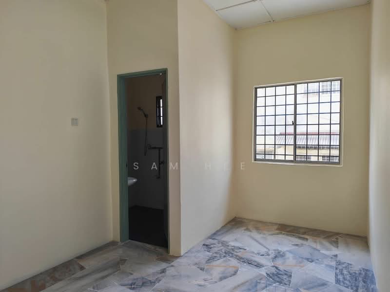 2-storey Terraced House for Rent in Taman Taynton View (Cheras) - Sam Hee - Bathroom - PropertyGuru.com.my