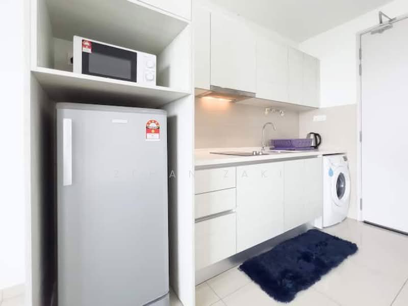 Service Residence for Rent at i-SOHO @ i-City - Zehan Zaki - Kitchen - PropertyGuru.com.my