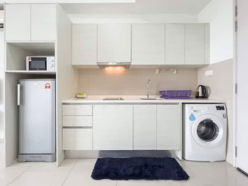 Service Residence for Rent at i-SOHO @ i-City - Zehan Zaki - Kitchen - PropertyGuru.com.my