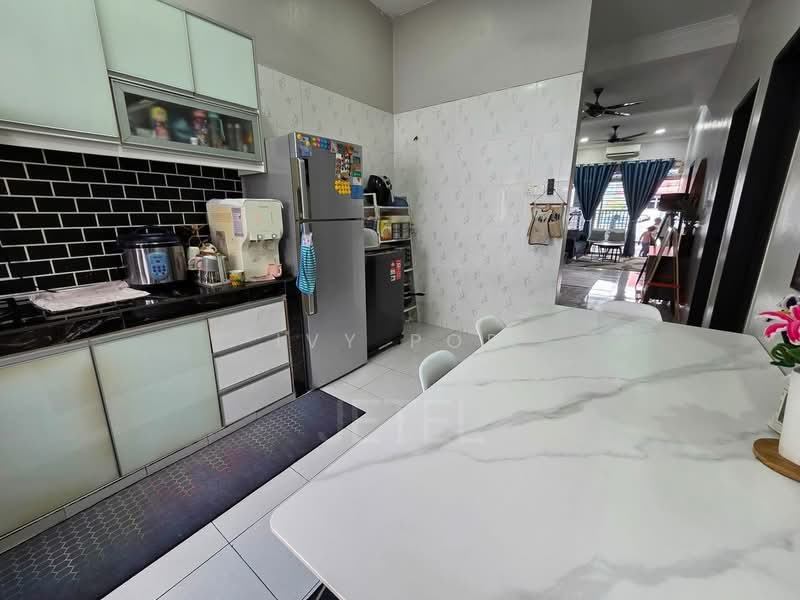 Rumah Teres 1 Tingkat untuk Dijual di Telok Panglima Garang (Selangor) - Ivy Por - Kitchen - PropertyGuru.com.my