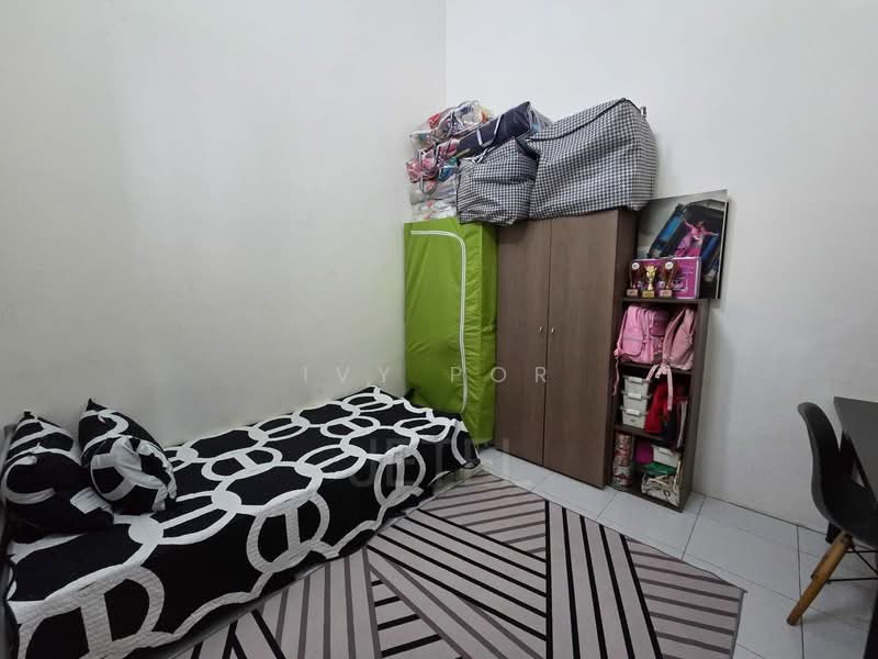 Rumah Teres 1 Tingkat untuk Dijual di Telok Panglima Garang (Selangor) - Ivy Por - Bedroom - PropertyGuru.com.my