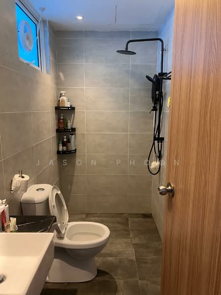 Condominium for Rent at QuayWest Residence - Jason Phoon - Bathroom - PropertyGuru.com.my