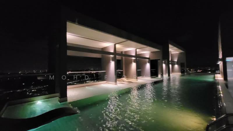Condominium for Rent at Lakefront Residence - Mohd Fitri MF - Pool - PropertyGuru.com.my
