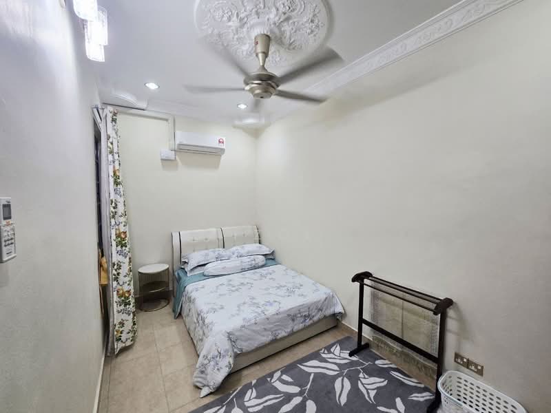 Semi-Detached House for Sale in D'Kayangan (Shah Alam) - Azizol . - Bedroom - PropertyGuru.com.my