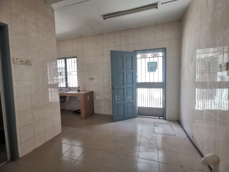 2-storey Terraced House for Sale in Taman Puchong Prima (Puchong) - Kevin Chong - Kitchen - PropertyGuru.com.my