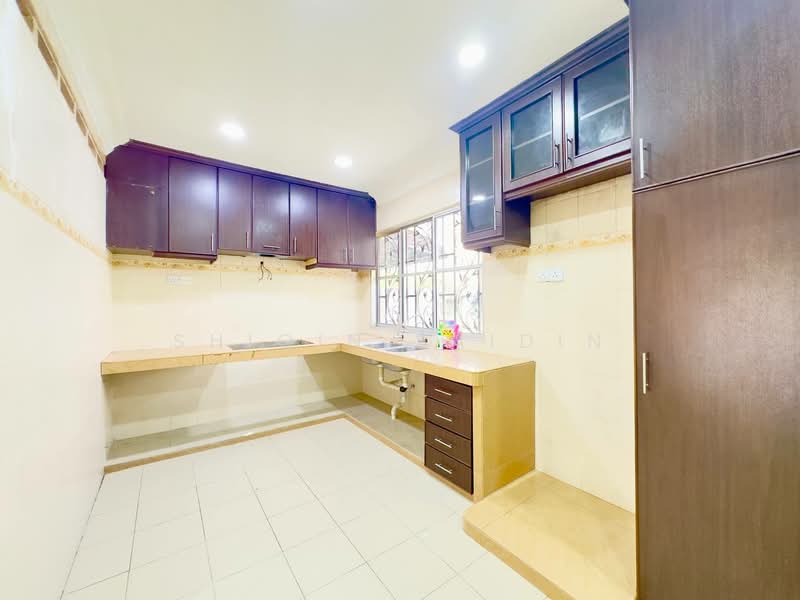 2-storey Terraced House for Sale in Usj 3 (Subang Jaya) - Shiqin Saidin - Kitchen - PropertyGuru.com.my
