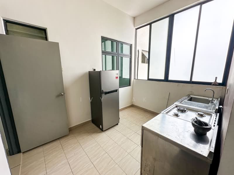 Condominium for Rent at Riverdale @ Usj One Park - Ivy Mak - Kitchen - PropertyGuru.com.my