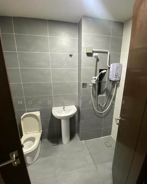 Townhouse for Sale in Shah Alam (Selangor) - Mohd Fitri MF - Bathroom - PropertyGuru.com.my