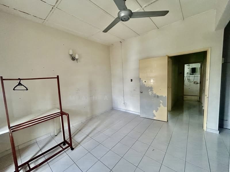 2-storey Terraced House for Sale in Taman Saujana Impian (Kajang) - Mahafiz . - PropertyGuru.com.my