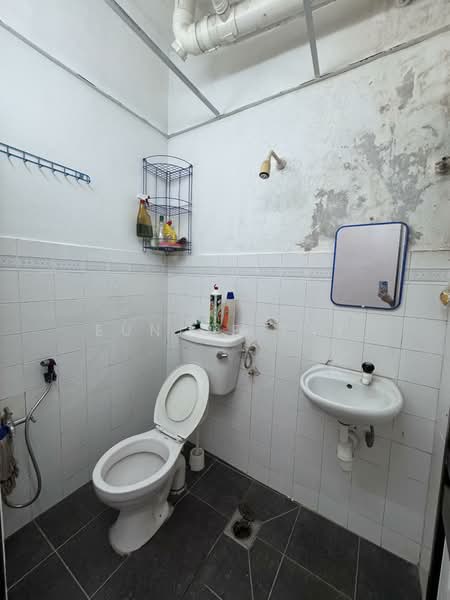 Apartment for Rent at Apartment Taman Desa Cheras - Eunice Tay - Bathroom - PropertyGuru.com.my