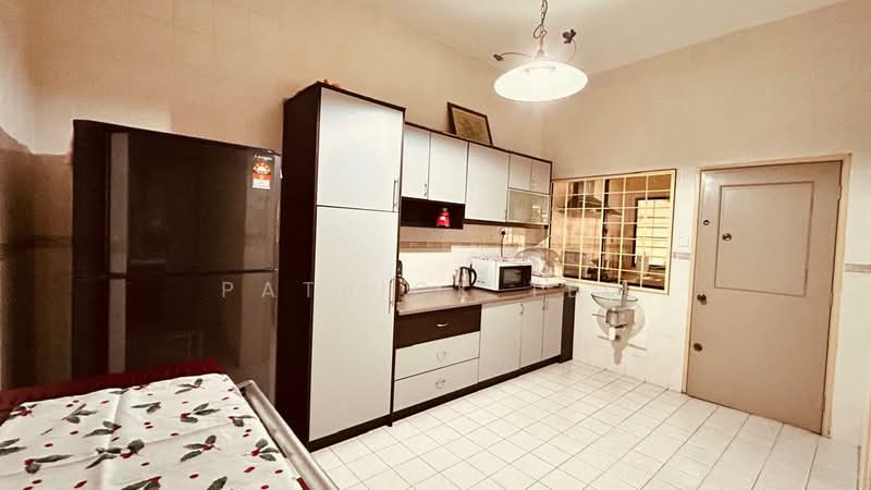 Semi-Detached House for Sale in Sungai Long (Bandar Sungai Long) - Patrick Teo - Kitchen - PropertyGuru.com.my