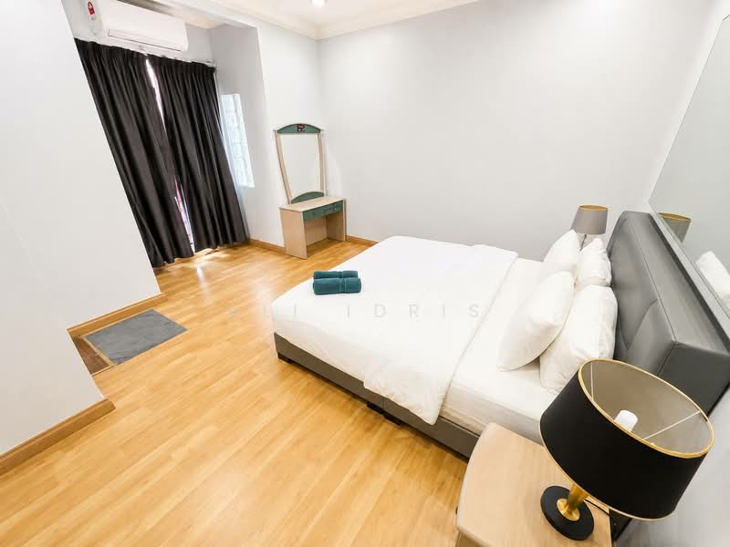 Rumah Teres 2 Tingkat untuk Dijual di Seksyen 5 (Kota Damansara) - Ali Idris - Bedroom - PropertyGuru.com.my