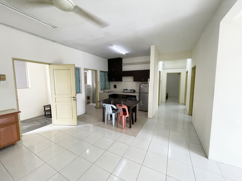 Condominium for Rent at Unipark Condominium - Eiffel Lai - Kitchen - PropertyGuru.com.my