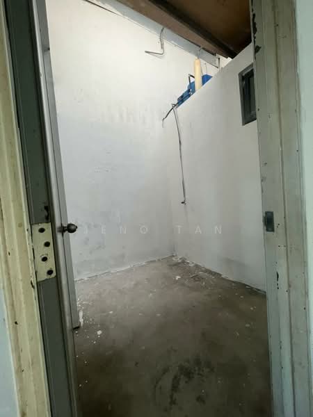 Shop / Office for Rent in Tabuan Jaya (Kuching) - Jeno Tan - Interior - PropertyGuru.com.my