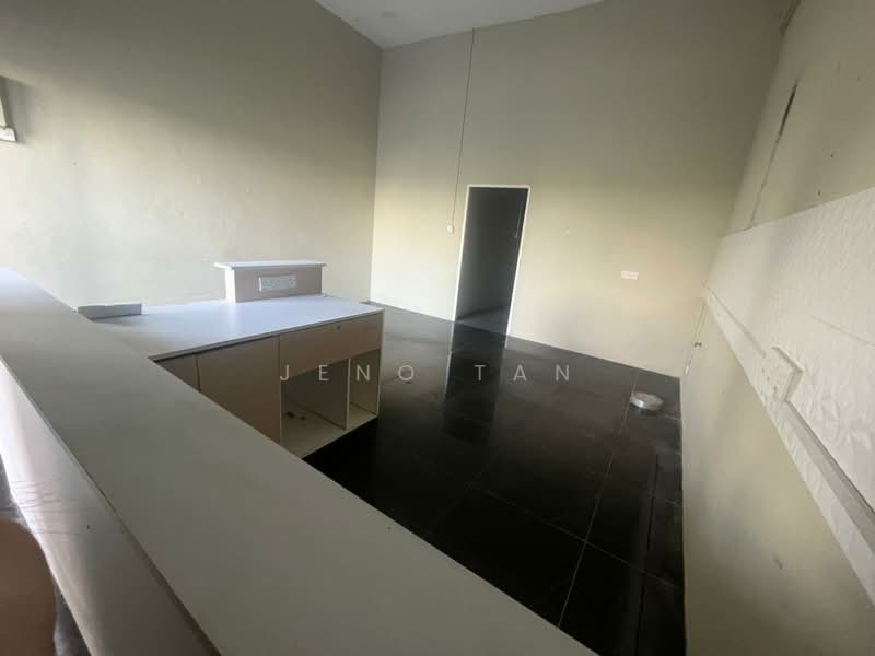 Shop / Office for Rent in Tabuan Jaya (Kuching) - Jeno Tan - Interior - PropertyGuru.com.my