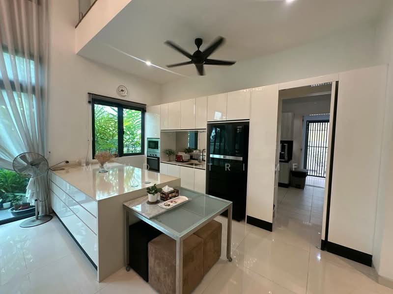 Rumah Banglo untuk Dijual di Cyberjaya (Selangor) - Mohd Fitri MF - Kitchen - PropertyGuru.com.my