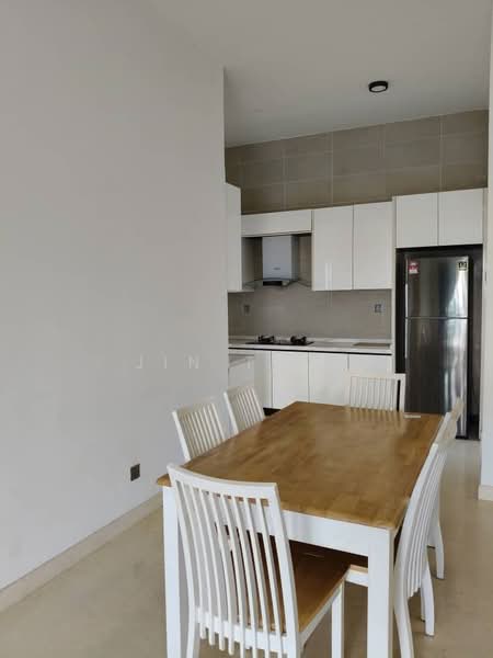 Servis Apartment untuk Dijual di TriTower Residence @ Johor Bahru Sentral - Jin Teok - Dining Room - PropertyGuru.com.my