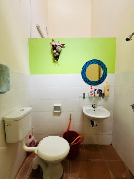 Rumah Teres 1 Tingkat untuk Dijual di Taman Pelangi Semenyih (Semenyih) - Hawa Ibrahim - Bathroom - PropertyGuru.com.my
