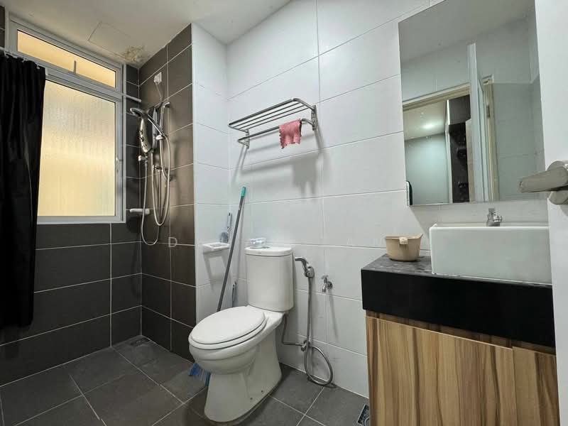 Service Residence for Rent at KSL Residence @ Daya - Dylan Tan - Bathroom - PropertyGuru.com.my