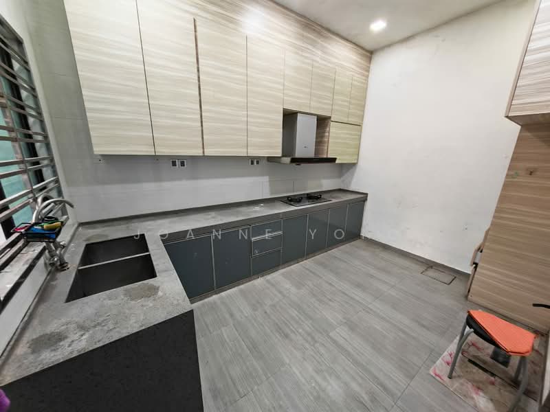 Rumah Kluster untuk Dijual di Skudai (Johor) - JOANNE YONG - Kitchen - PropertyGuru.com.my