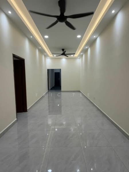 1-storey Terraced House for Sale in Taman Bestari Indah (Ulu Tiram) - Eric Tee - Interior - PropertyGuru.com.my