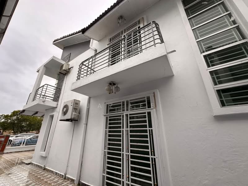 Link Bungalow for Sale in Mutiara Rini (Skudai) - Jaz Lee - PropertyGuru.com.my