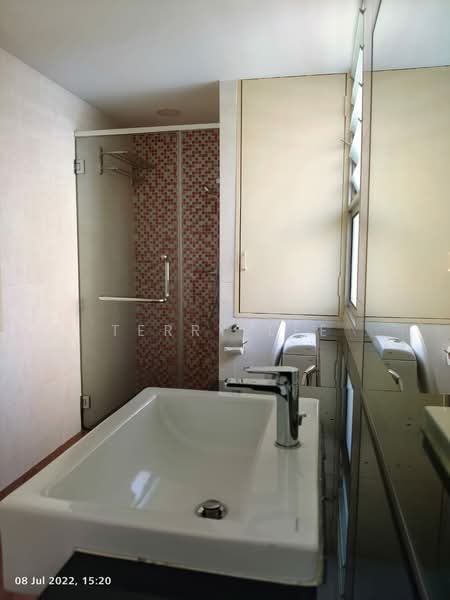 Kondominium untuk Disewa di OBD Garden Tower - Terry Lee - Bathroom - PropertyGuru.com.my
